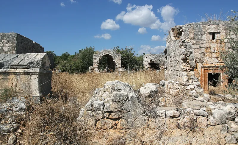 Sebaste (Elaiussa Sebaste) — ancienne ville de Cilicie située près de Mersin